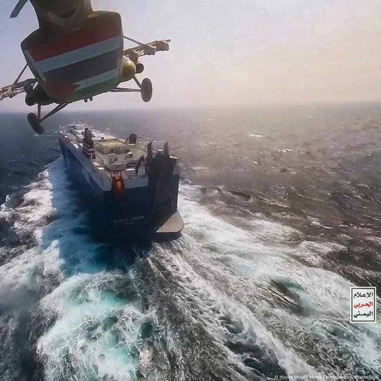 مسؤول امريكي يكشف عن خطه جديدة لتشكيل تحالف عسكري لضرب الحوثيين في اليمن .. موعد الإعلان