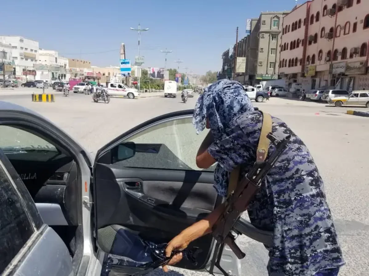 الأجهزة الأمنية تلقي القبض على خلية حوثية في حضرموت .. وماكان بحوزتهم صادم.. شاهد