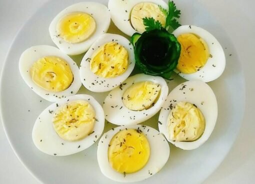 الإفراط في تناول البيض يصيبك بـ 5 مشكلات صحية (تعرف عليها)