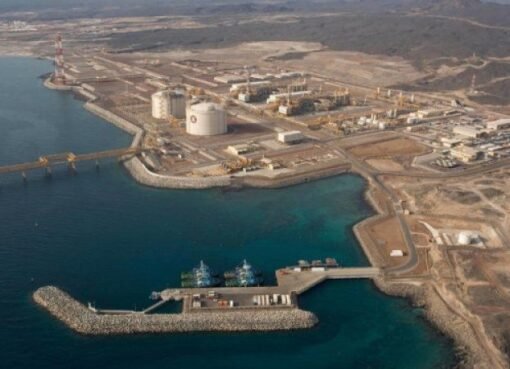 قرار مرتقب بتشكيل حكومة جديدة برئاسة الدكتور عبدالعزيز المفلحي