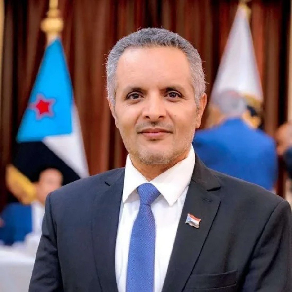 مختار اليافعي يخرج عن صمته ويعلن موقفه من تدهور الكهرباء في عدن