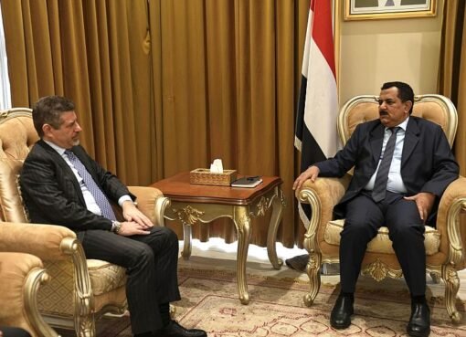 وزير الدفاع اليمني : تحقيق السلام في اليمن مرهون بدعم قوات الجيش لبسط سيطرتها على البلاد