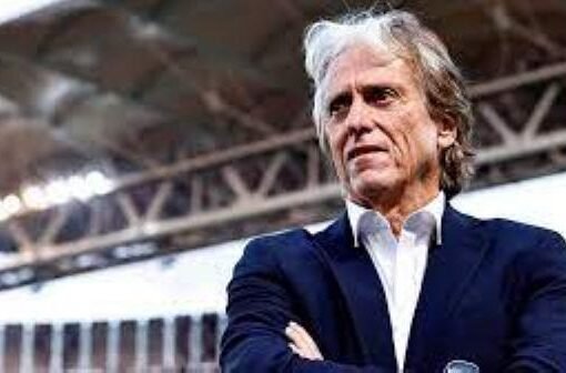 مدرب البرتغال خورخي خيسوس يدفع هذا اللاعب للرحيل عن الهلال