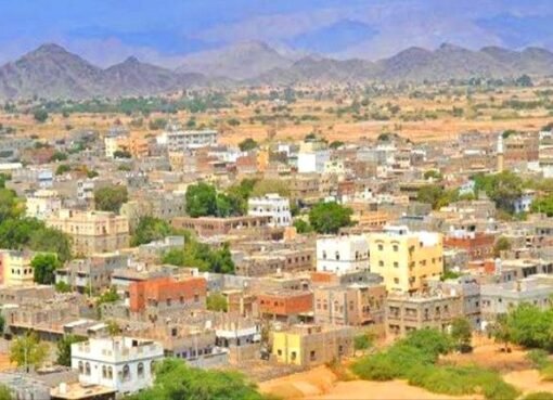 رجل خمسيني يغتصب طفلة في سن التاسعة بأبين..تفاصيل رجل خمسيني يغتصب طفلة في سن التاسعة بأبين..تفاصيل