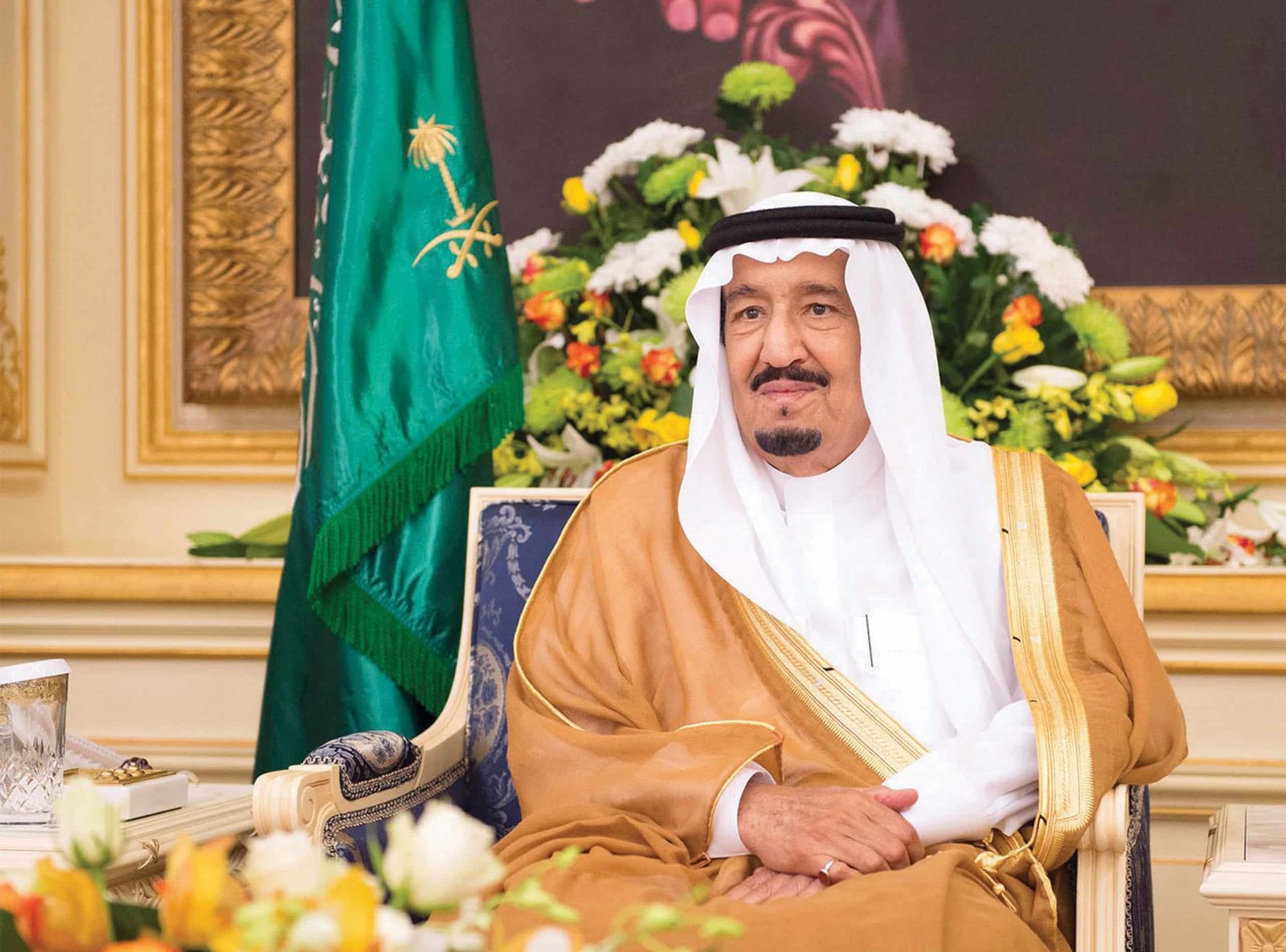 قرار تاريخي: الأمير سلمان يلغي الرسوم والكفالة للمغتربين: السعودية تفتح أبوابها بإجراء تاريخي