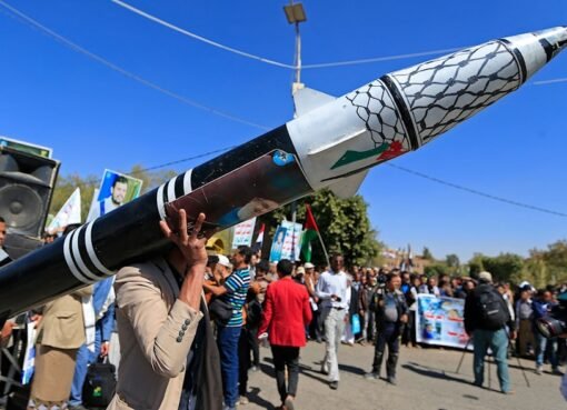 "السعودية ترفض تصنيف ترامب: لما جاء في الرسائل من الرياض إلى صنعاء"