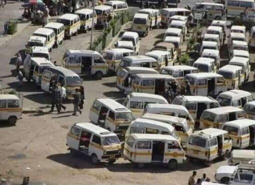 وصول اسعار تاجير الباصات لرقم قياسي وصادم في محافظه  عدن. السعر