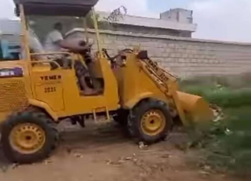 شاهد..شاب يمني يتمكن من صناعة شيول..صورة