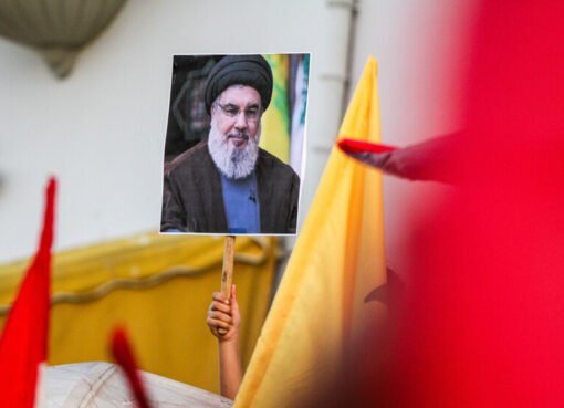 وفد حوثي يغادر اليمن للمشاركة في تشييع أمين عام حزب الله السابق نصر الله وصفي الدين