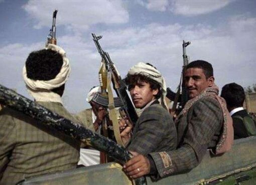 سياسي مقرب من علي محسن الأحمر يؤكد : الحو ثيين سيشنون هجومآ على هذه المحافظة !