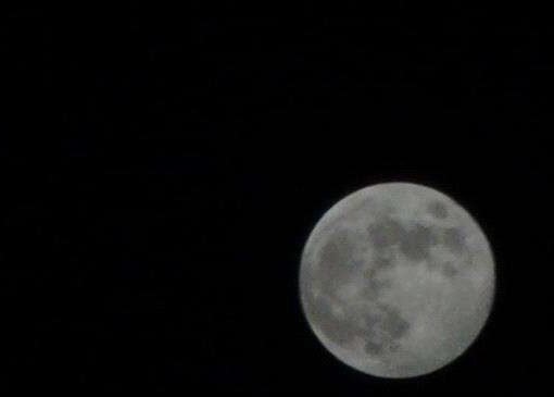 فلكي يمني شهير يكشف أول أيام شهر رمضان