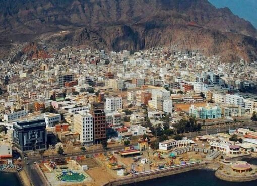 مقاطع فيديو مخلة وفاضحة صدمت اليمنيين وأطارت النوم من عيونهم مقاطع فيديو مخلة وفاضحة صدمت اليمنيين وأطارت النوم من عيونهم