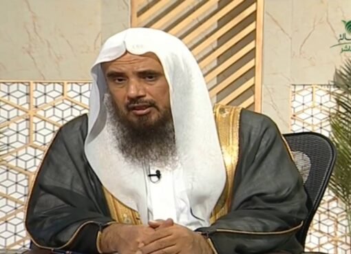 داعية سعودي ينصح بدعاء ينبغي لكل مسلم أن يحفظه ويقوله في كل صلاة.. شاهد
