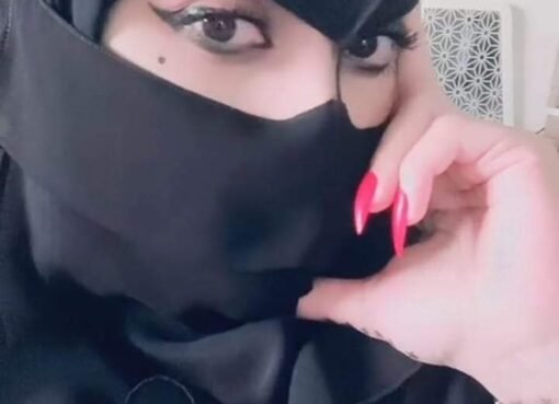 سيدة أعمال اماراتية تقدم عرض للزواج بها بالحلال