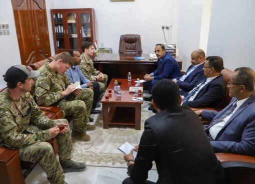 مصادر تكشف عن تسليم الذهب الأسود اليمني لدول غربية رسمياً! مصادر تكشف عن تسليم الذهب الأسود اليمني لدول غربية رسمياً!