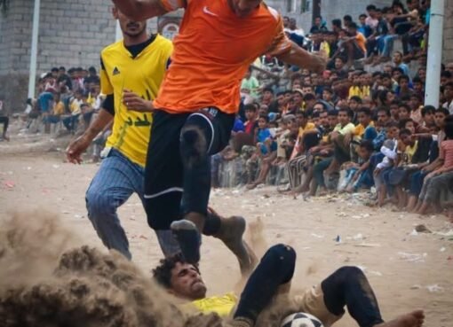 شاهد..صورة التقطها مصور عدني تفوز بجائزة أفضل صورة في العالم