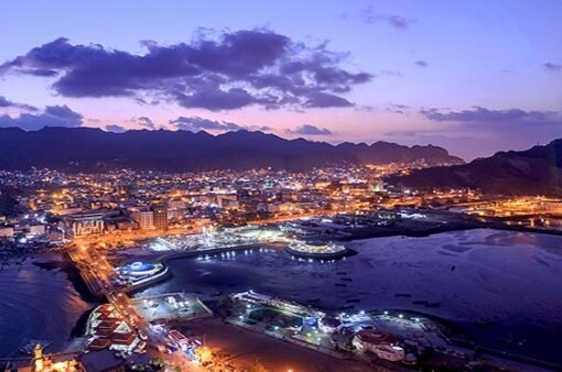 يتضمن العملة والمرتبات .. “الحوثيون” يبدون عرض لإنقاذ عدن