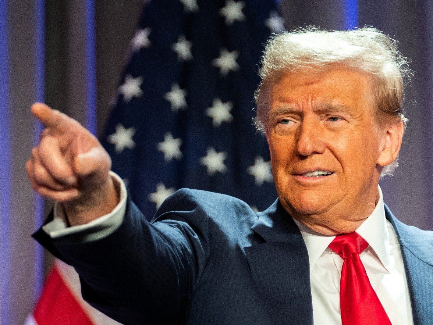 طبول الحرب التجارية تقرع.. أوروبا: المفوضية الأوروبية سنرد بحزم على رسوم ترمب