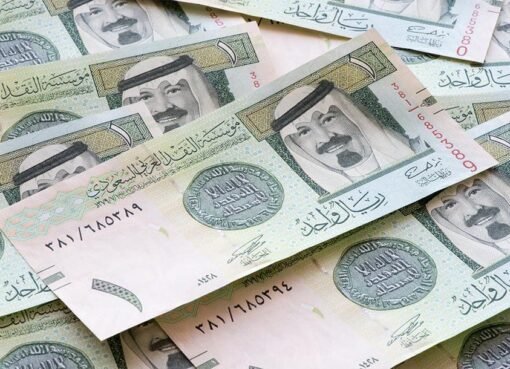 يتخطى الجنيه لأول مرة.. أرتفاع جنوني لسعر الدولار والريال السعودي مقابل الجنيه المصري لهذا السبب المفاجئ