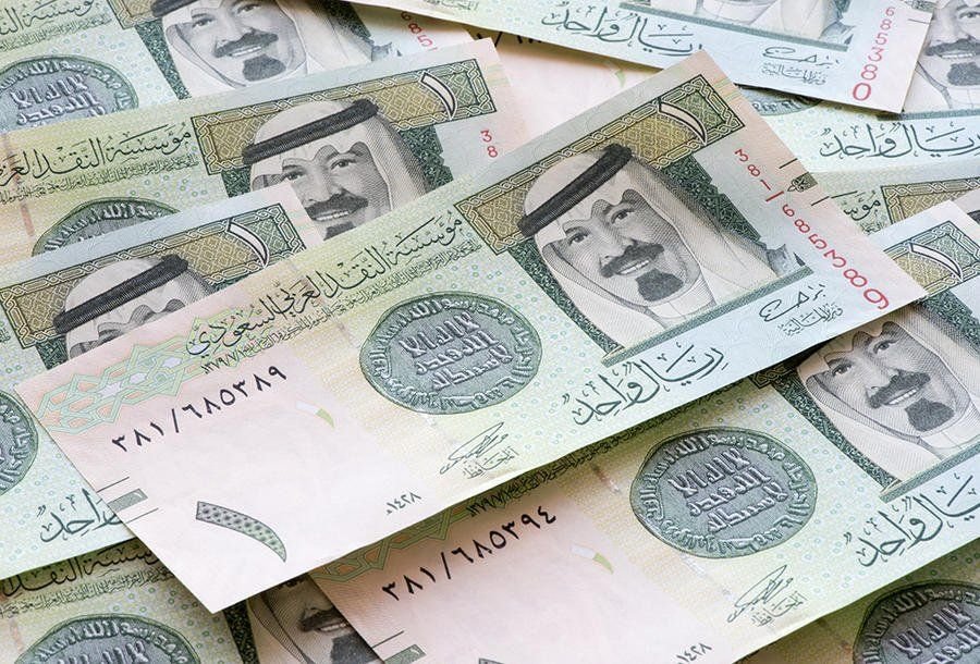 يتخطى الجنيه لأول مرة.. أرتفاع جنوني لسعر الدولار والريال السعودي مقابل الجنيه المصري لهذا السبب المفاجئ