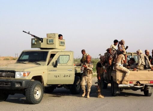 تصعيد حوثي كبير يهدف لإسقاط محافظه يمنيه غنيه بالثروة النفطيه.. ومجموعة استخباراتية بريطانيةتدق ناقوس الخطر