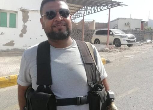 شاهد اول فيديو لمقتل الحارس الشخصي لمدير مكتب رئيس الوزراء السابق بعدن