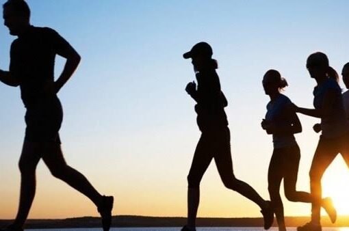 لن تصدق.. 3 فوائد صحية للمشي بعد تناول الطعام