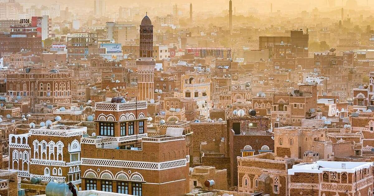 فضيحة جديده تهز صنعاء.. تزوير وثيقة طلاق.. وزواج بدون علم الزوج..تفاصيل