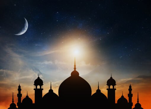 مركز الفلك الدولي يكشف موعد أول أيام شهر رمضان