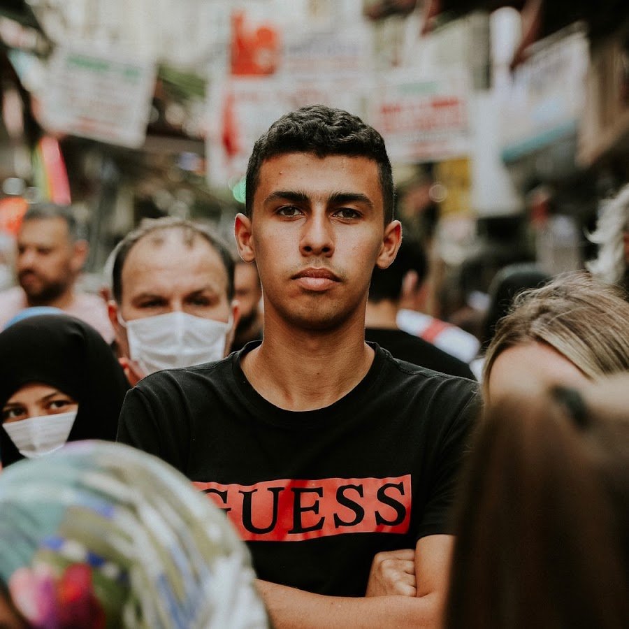 وجهت له تهم خبيثة..   شاهد ماذا فعل الحوثيين مع يوتيوبر مصري بعد وصوله صنعاء..