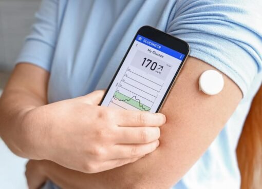 أجهزة قياس السكر المرتبطة بالموبايل قد تشكل خطرا لهذه الأسباب