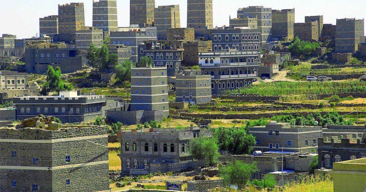 خلال ساعة فقط ..أبناء يافع يفعلون ما لم تعمله مناطق أخرى في سنين والعولقي يعلق.. تفاصيل