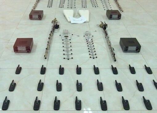 ضبط شحنة أسلحة إيرانية نوعية قادمة من طهران أثناء محاولة تهريبها للحوثيين في اليمن.. والكشف عن محتوياتها