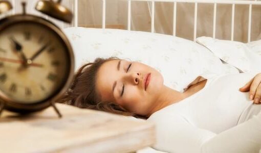 مفاجأة..ماذا يحدث للدماغ عند الذهاب إلى السرير بعد منتصف الليل؟