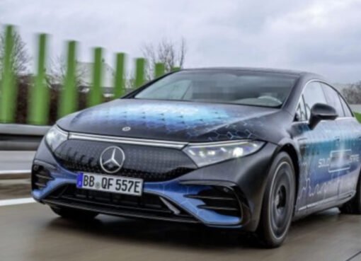 أول سيارة كهربائية ببطارية صلبة من مرسيدس