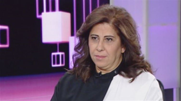 ليلى عبد اللطيف تكتب مصيرها بيدها وتعلن هوية الشخص الذي سيعود من الموت لامحالة!
