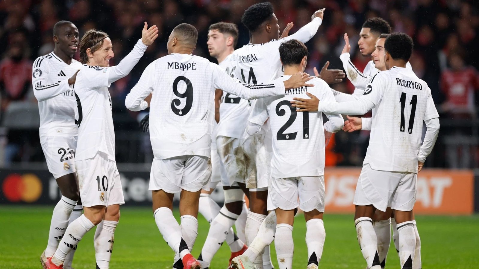  500 مباراة في كأس أوروبا .. ريال مدريد يكتب رقماً قياسياً في دوري أبطال أوروبا أمام أتلتيكو مدريد