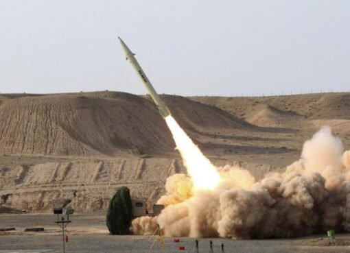 الحوثيون يختبرون صواريخ بمدى 600 كلم: تهديد جديد للأمن الإقليمي