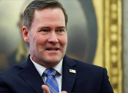 تسريب خطط عسكرية أمريكية لضرب الحوثيين في اليمن إلى صحفي أمريكي عن طريق الخطأ