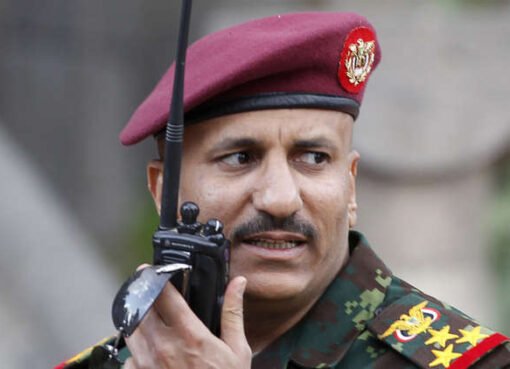 تبرع طارق صالح يثير الإعجاب: وزير في الشرعية يعلق