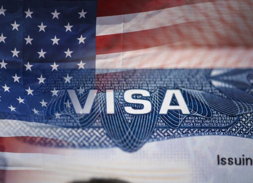 تصعيد أمريكي: خطط لمنع دخول مواطني خمس دول عربية