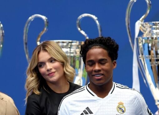 نجم ريال مدريد يتعرض للسخرية بسبب صورة زوجته (صورة)