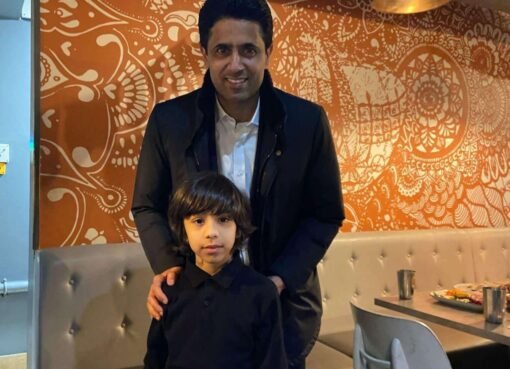 "رئيس باريس سان جيرمان في زيارة مفاجئة لمطعم يمني في ليفربول