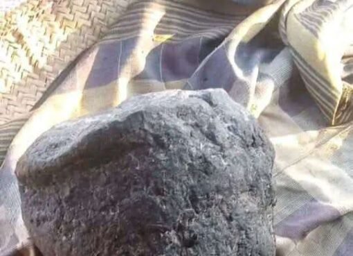 “عثور مواطن يمني بقرابه مليون ريال سعودي السعودية في بحر شبوة” "عثور مواطن يمني بقرابه مليون ريال سعودي السعودية في بحر شبوة"