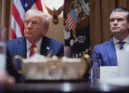 الكونغرس ينفجر غضبا بسبب تسريب سري خطير لإدارة ترامب حول ضرب الحوثيين.."يجب أن تسقط رؤوس كبيرة