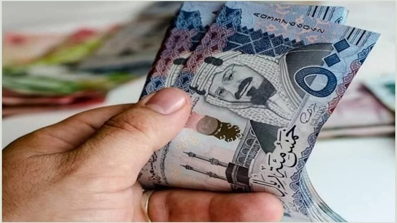 ارتفاع غير متوقع: سعر الريال السعودي مقابل الجنيه المصري يشهد قفزة قبل عيد الفطر