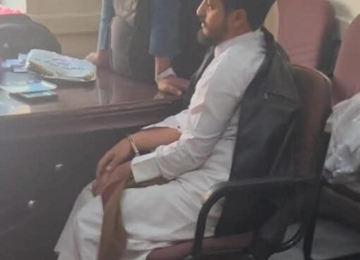 لن تصدق..سرَق 5 كيلو ذهب و 150 ألف سعودي من مارب وهرب إلى صنعاء لتحدث المفاجأة