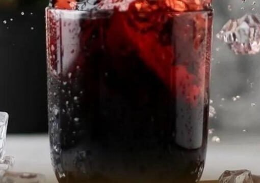 "مشروب رمضاني شائع قد يهدد صحتك: احذر الإفراط!"