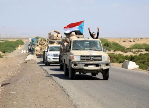 قرارات عسكرية على أربع مستوى  تنذر بانفجار الوضع