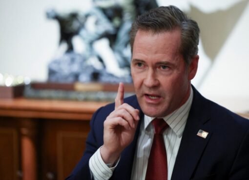 لقطة شاشة لرسالة من وزير الدفاع الأمريكي تحدد موعد قتل أحد الحوثيين باليمن